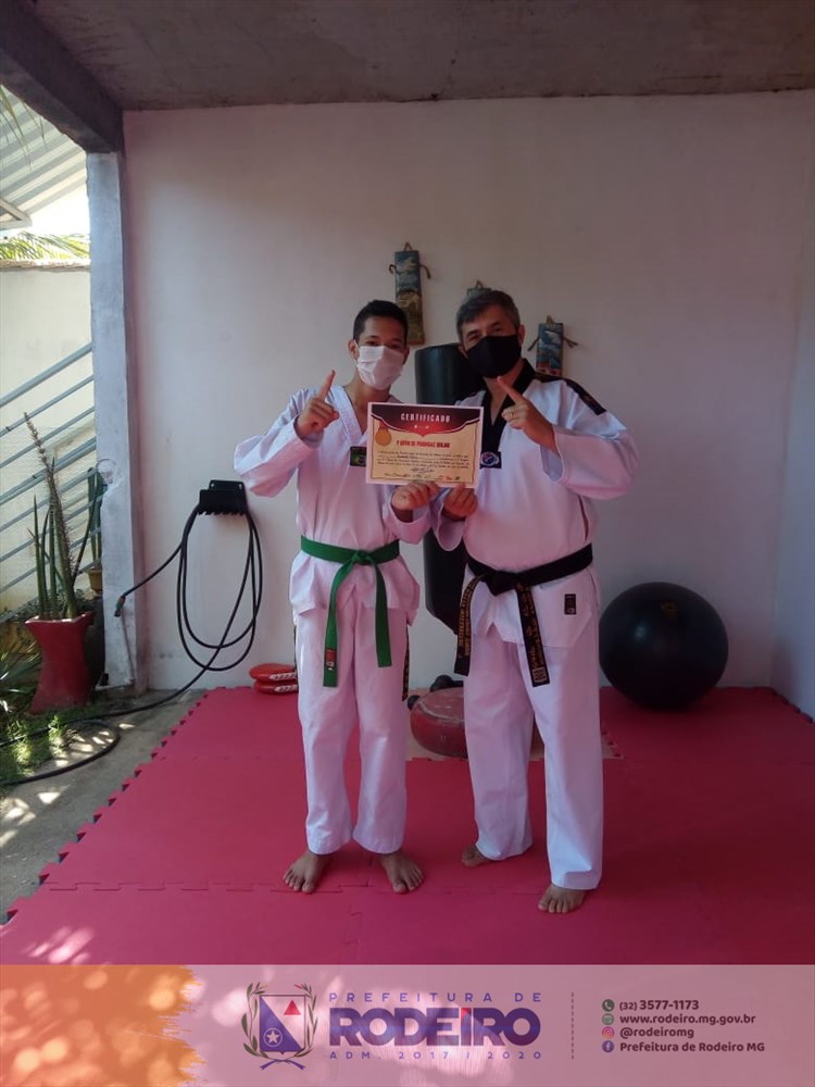 Atletas do Projeto Taekwondo Cidadão brilham e conquistam o podium em evento online da Federação 